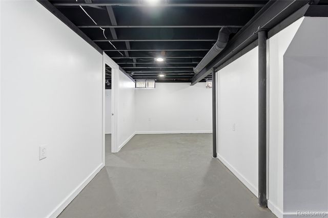 2377 Avery Drive, Troy, MI 48085