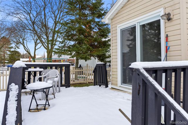 2377 Avery Drive, Troy, MI 48085