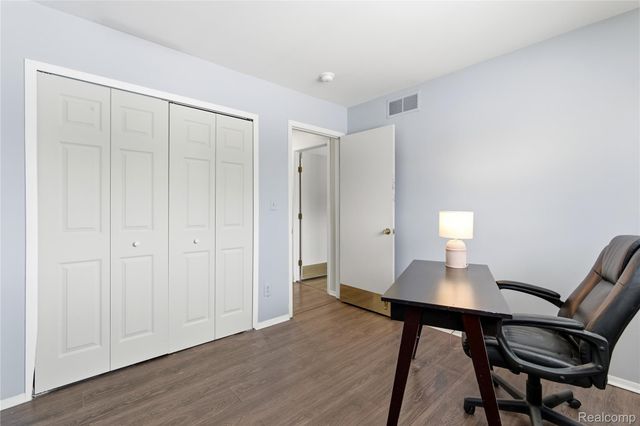 2377 Avery Drive, Troy, MI 48085