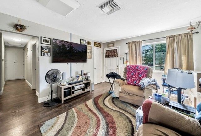 1725 De Anza, Barstow, CA 92311