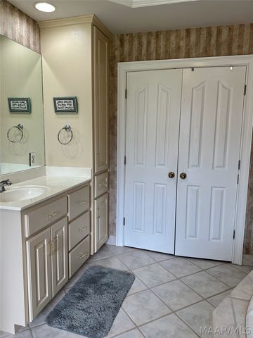 6131 Monticello Drive, Montgomery, AL 36117