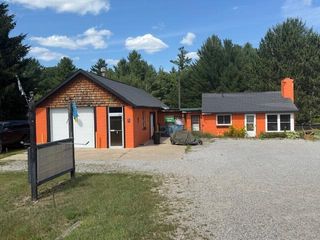 5 West Federal Highway, Roscommon, MI 48653