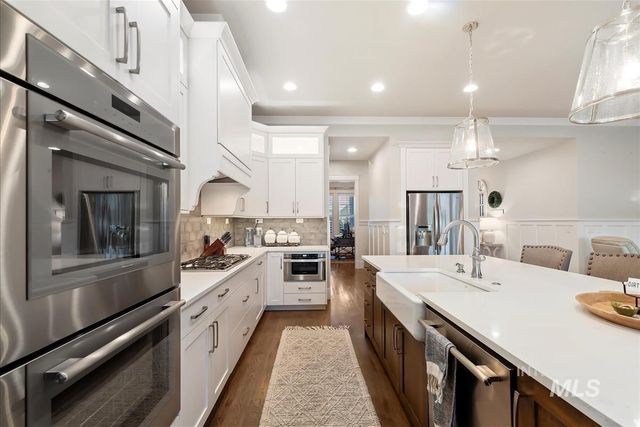 1895 N Rivington Way, Eagle, ID 83616