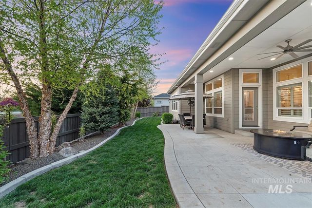 1895 N Rivington Way, Eagle, ID 83616