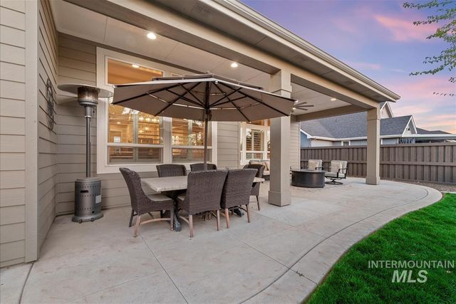 1895 N Rivington Way, Eagle, ID 83616