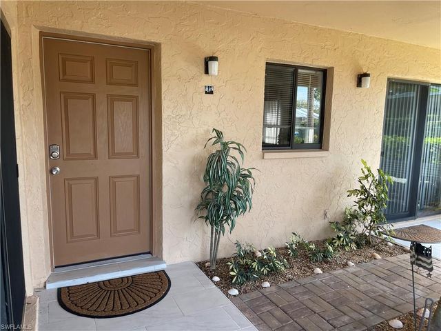 3722 12th AVE F1, Cape Coral, FL 33904