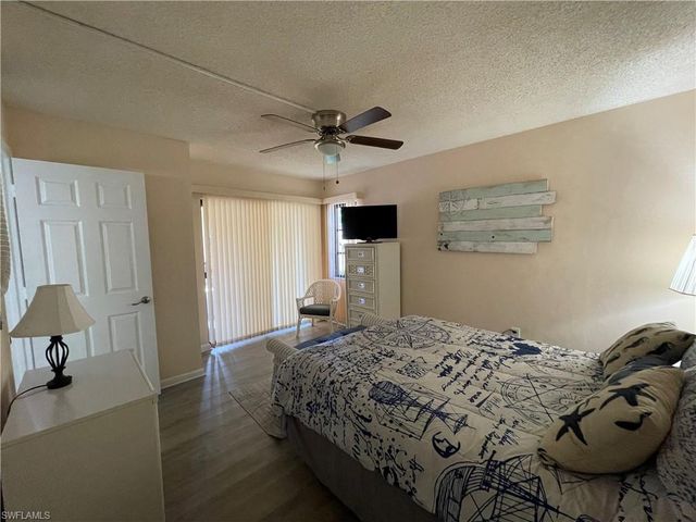 3722 12th AVE F1, Cape Coral, FL 33904