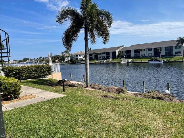 3722 12th AVE F1, Cape Coral, FL 33904