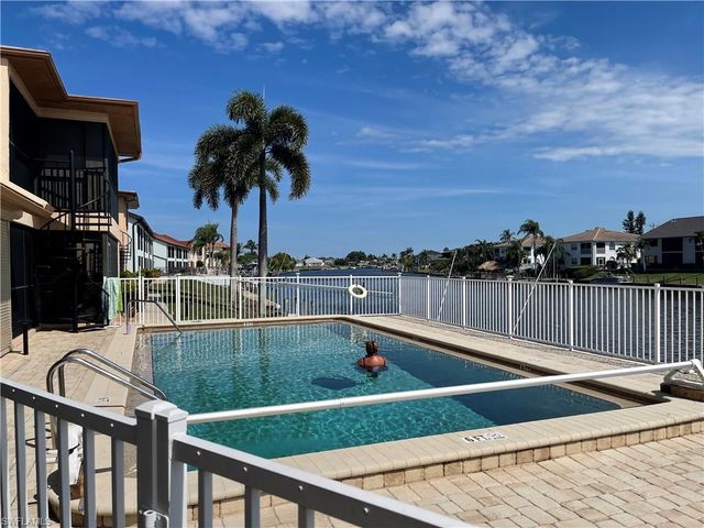3722 12th AVE F1, Cape Coral, FL 33904