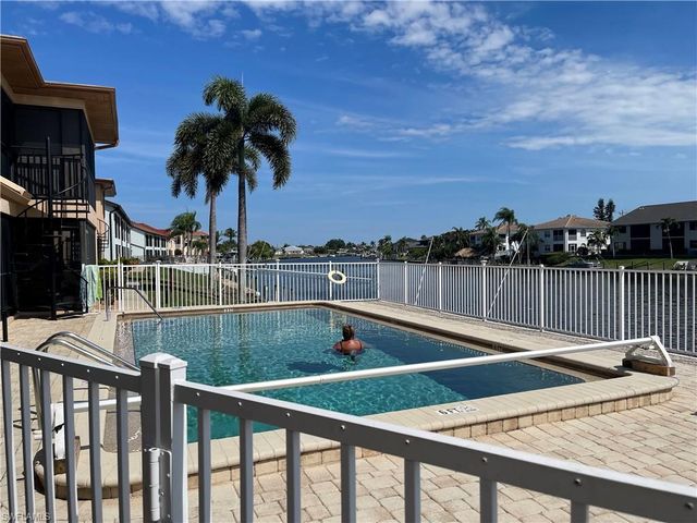 3722 12th AVE F1, Cape Coral, FL 33904