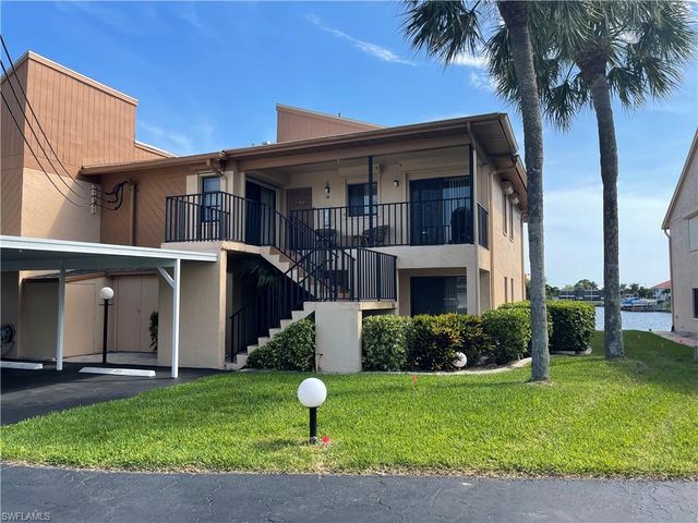 3722 12th AVE F1, Cape Coral, FL 33904