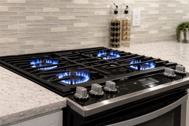 7545 Geranium WAY, Naples, FL 34114