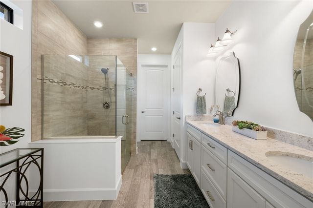 7545 Geranium WAY, Naples, FL 34114