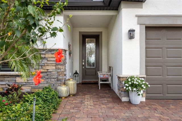 7545 Geranium WAY, Naples, FL 34114