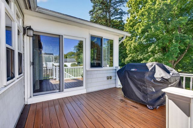 213 Salem St, Andover, MA 01810
