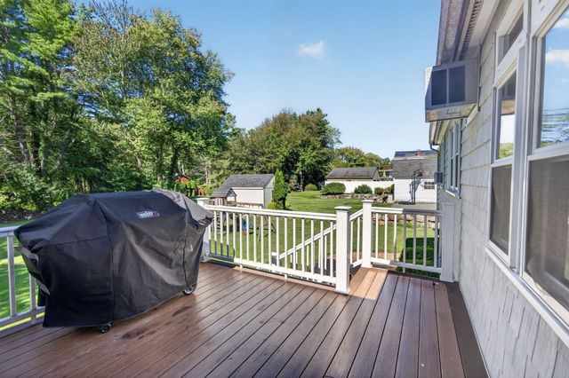 213 Salem St, Andover, MA 01810