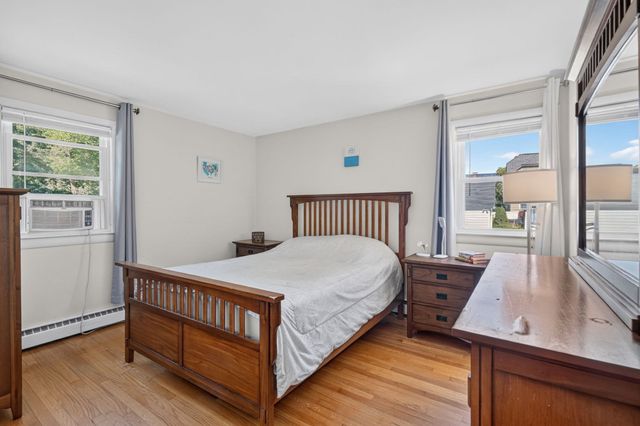 213 Salem St, Andover, MA 01810