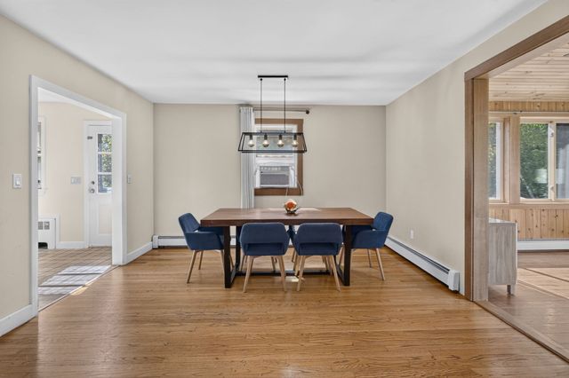 213 Salem St, Andover, MA 01810