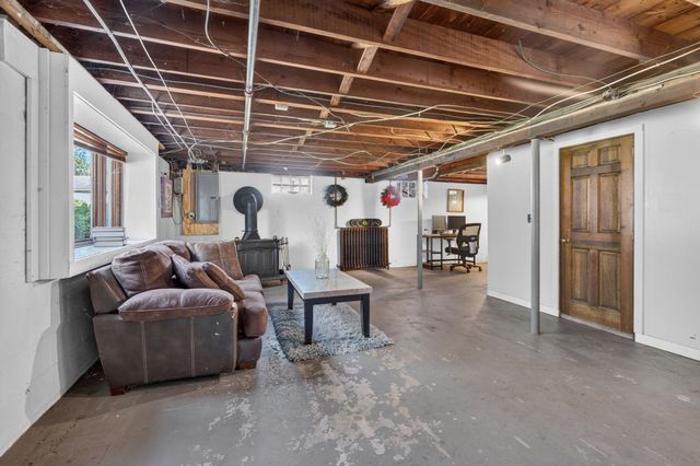 213 Salem St, Andover, MA 01810