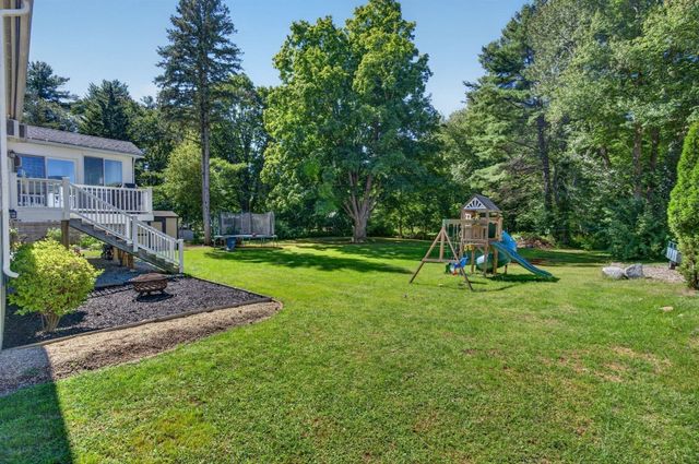 213 Salem St, Andover, MA 01810