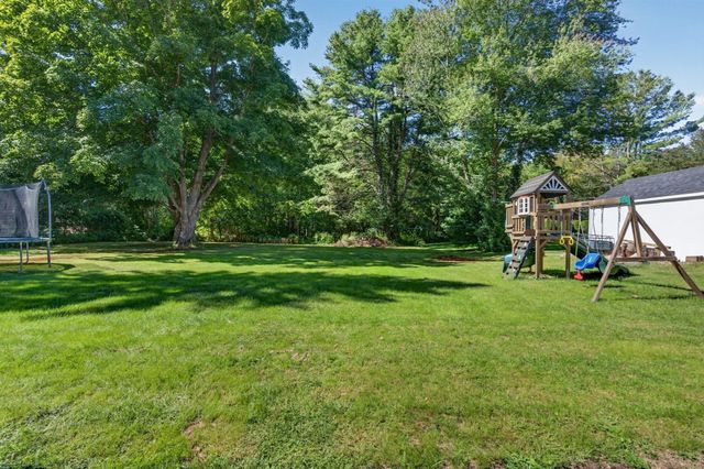 213 Salem St, Andover, MA 01810
