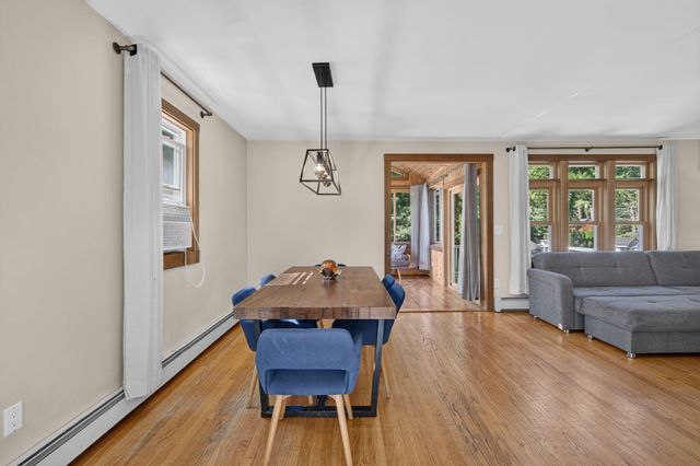 213 Salem St, Andover, MA 01810