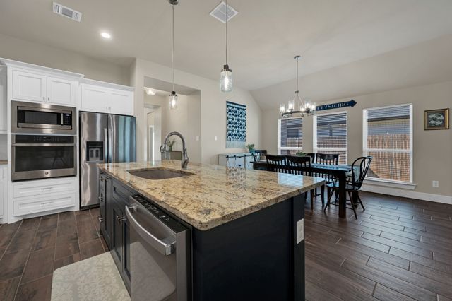 1313 Ridgeview Drive, Weatherford, TX 76086