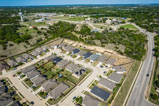 1313 Ridgeview Drive, Weatherford, TX 76086