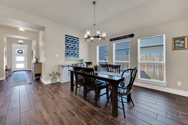 1313 Ridgeview Drive, Weatherford, TX 76086