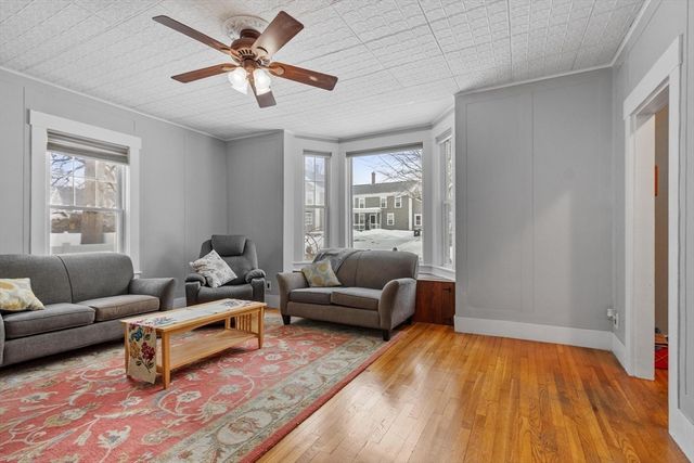 16 Washington St, Chelmsford, MA 01863