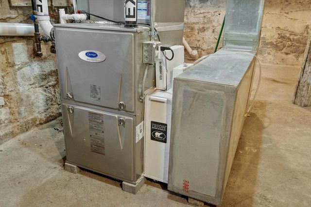 16 Washington St, Chelmsford, MA 01863