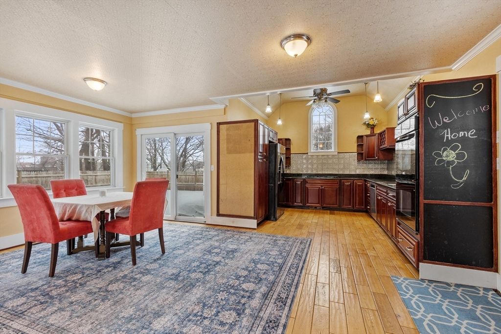 16 Washington St, Chelmsford, MA 01863