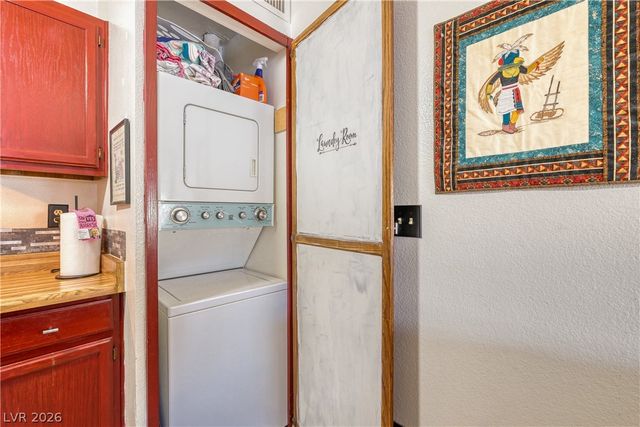 1381 East University Avenue 110, Las Vegas, NV 89119