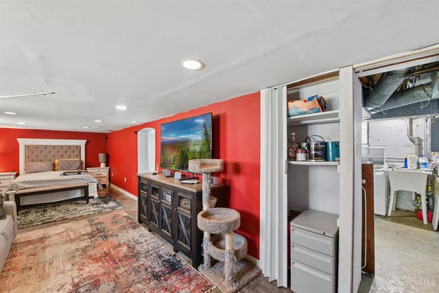 8321 Marley Street, Cincinnati, OH 45216