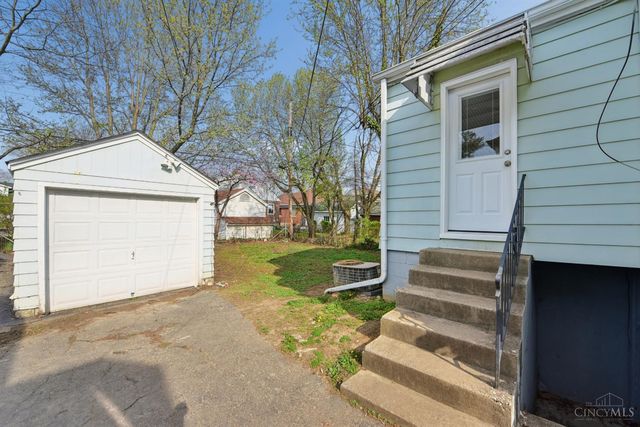 8321 Marley Street, Cincinnati, OH 45216