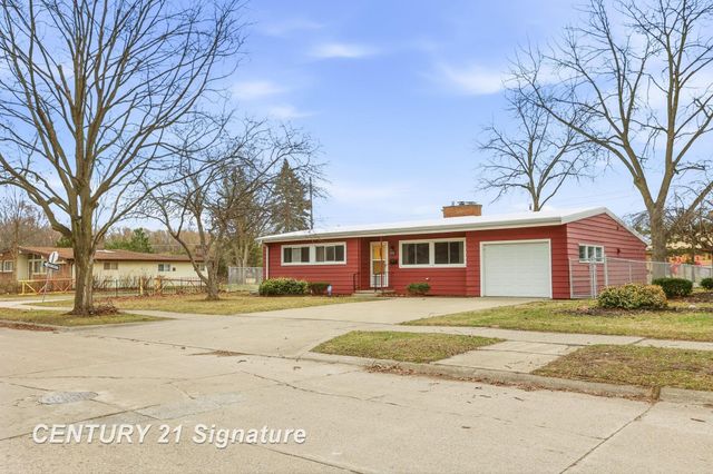 2025 Carman Drive, Saginaw, MI 48602