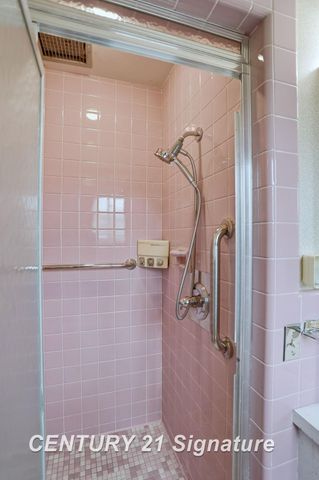 2025 Carman Drive, Saginaw, MI 48602