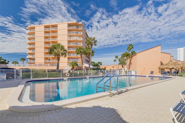 7432 SUNSHINE SKYWAY LANE S 704, St Petersburg, FL 33711