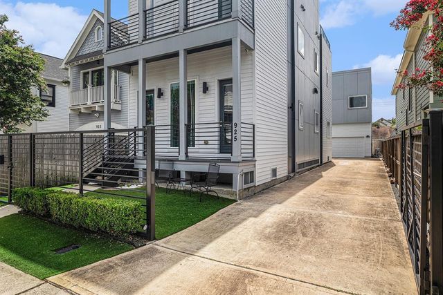 925 Herkimer Street, Houston, TX 77008