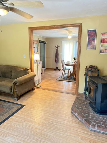 79 West Lake Road, Fitzwilliam, NH 03447
