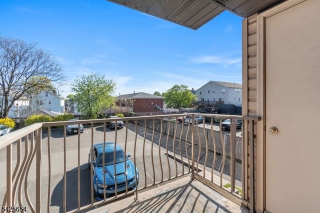 535 Bayway Ave 2B, Elizabeth City, NJ 07202