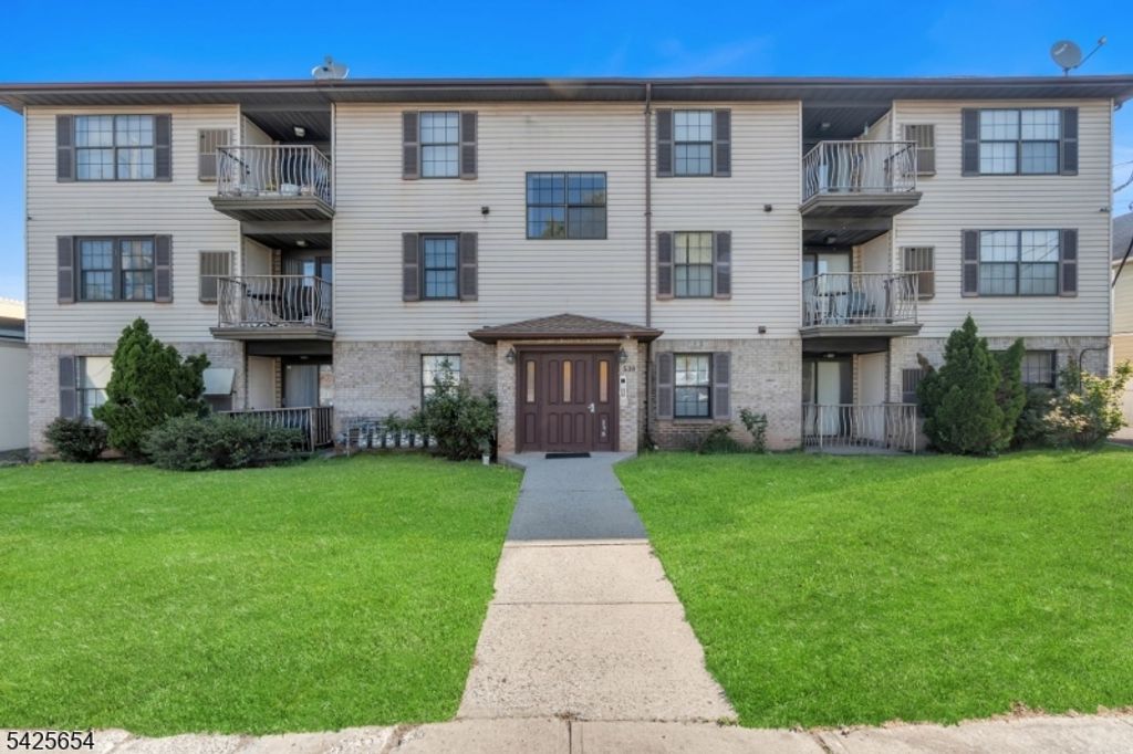 535 Bayway Ave 2B, Elizabeth City, NJ 07202