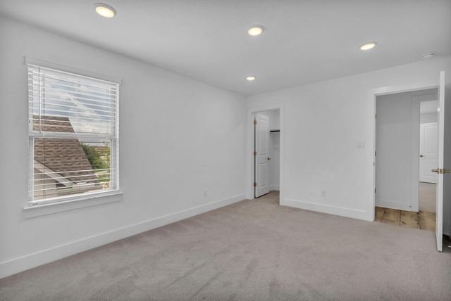 1304 Brescia WALK, Leander, TX 78641