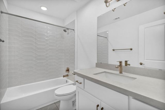 1304 Brescia WALK, Leander, TX 78641