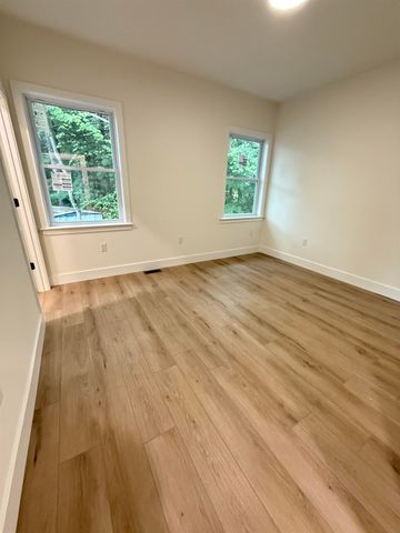 23 Perry Avenue, Nashua, NH 03060