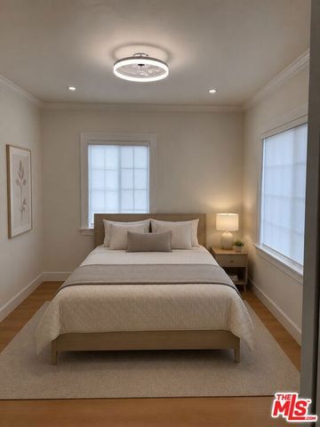 2810 Francis Avenue 2810, Los Angeles, CA 90005