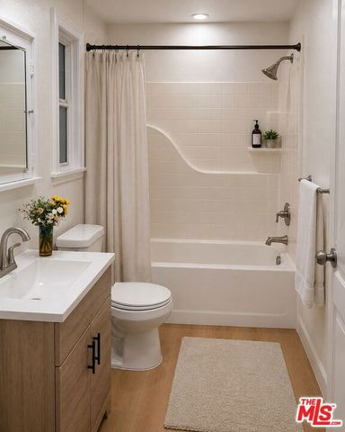 2810 Francis Avenue 2810, Los Angeles, CA 90005