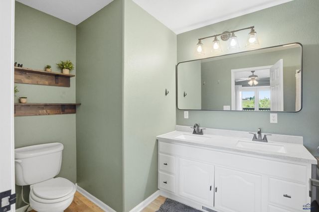 2414 WINDMILL DR, Spearfish, SD 57783