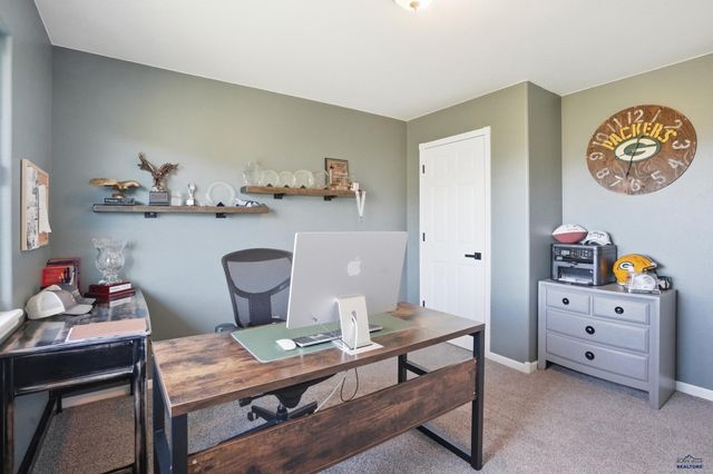 2414 WINDMILL DR, Spearfish, SD 57783
