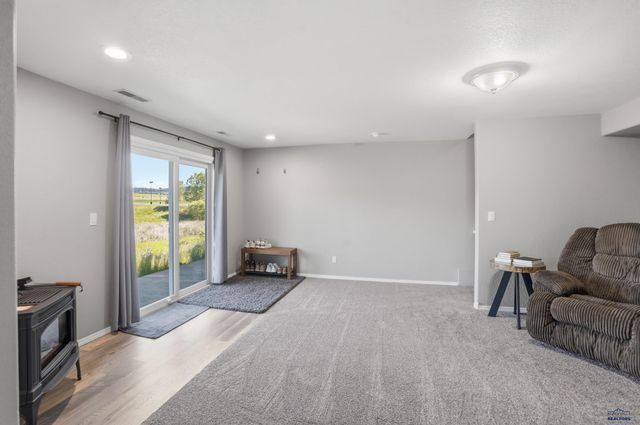 2414 WINDMILL DR, Spearfish, SD 57783